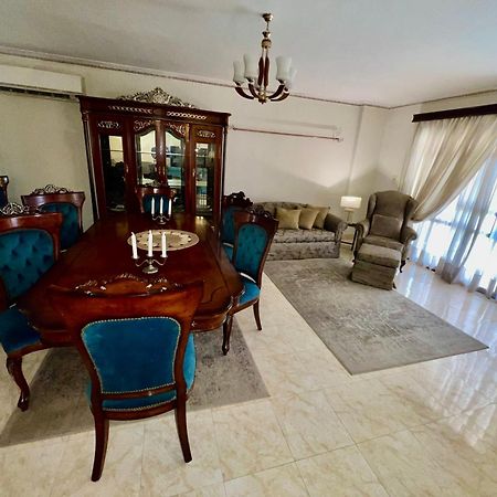 Luxurious 3 Bedroom Rustic Apartment Overlooking Huge Garden - For Families And Couples Κάιρο Εξωτερικό φωτογραφία