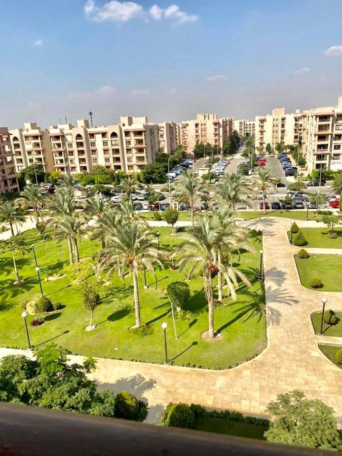 Luxurious 3 Bedroom Rustic Apartment Overlooking Huge Garden - For Families And Couples Κάιρο Εξωτερικό φωτογραφία