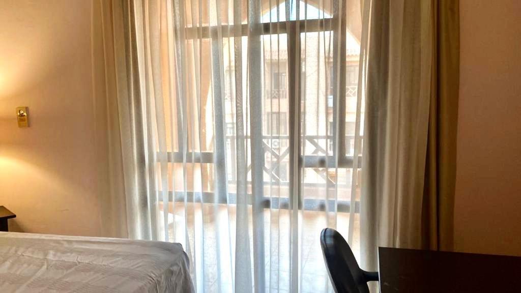 Luxurious 3 Bedroom Rustic Apartment Overlooking Huge Garden - For Families And Couples Κάιρο Εξωτερικό φωτογραφία